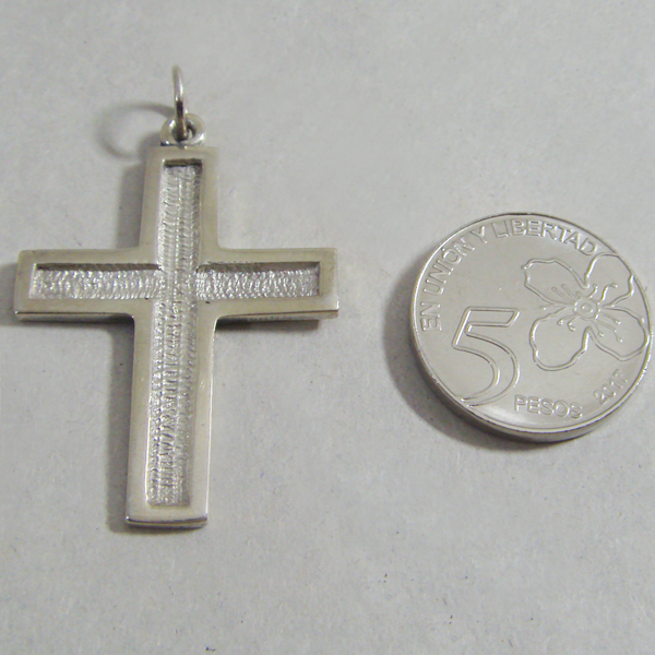 (p1129)Solid silver cross.